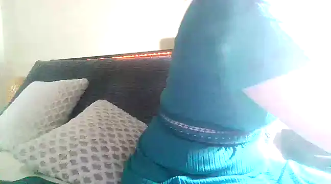 aussiepeaches online show from 19, 3, 2025