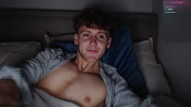 DominantAlex18 online show from 18, 3, 2026