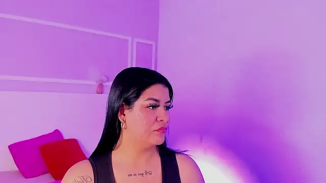 TianaGlow26 online show from 11, 2, 2026