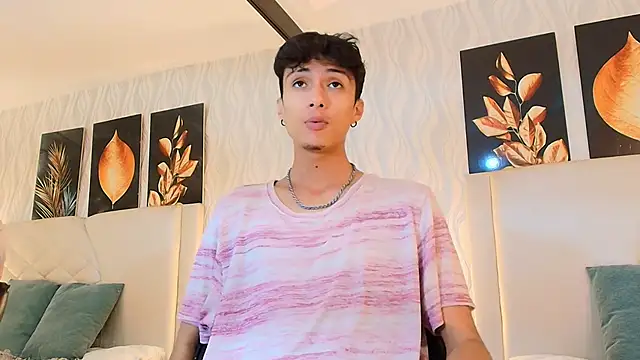 Lean Portman online show from 8, 10, 2025