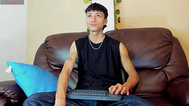 Lean Portman online show from 17, 3, 2026