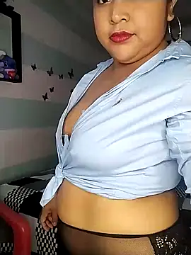 Snapshot of Angelly_ricura chatting on 29, 10, 2025 Angelly ricura online show from 29, 10, 2025