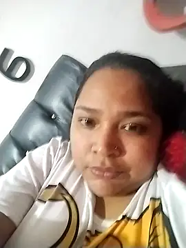 Snapshot of Angelly_ricura chatting on 18, 11, 2025 Angelly ricura online show from 18, 11, 2025