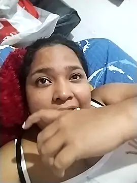 Snapshot of Angelly_ricura chatting on 22, 11, 2025 Angelly ricura online show from 22, 11, 2025