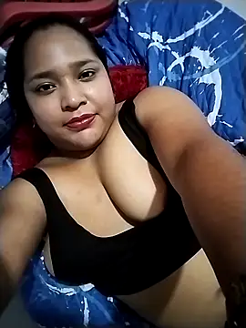 Snapshot of Angelly_ricura chatting on 27, 11, 2025 Angelly ricura online show from 27, 11, 2025