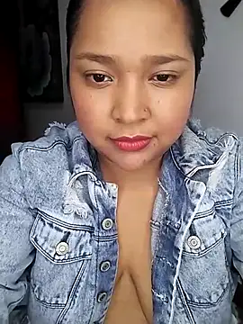 Snapshot of Angelly_ricura chatting on 3, 12, 2025 Angelly ricura online show from 3, 12, 2025