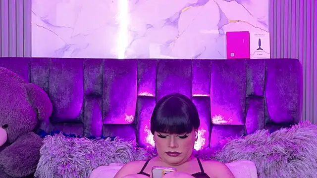Ava Cristi online show from 4, 6, 2026