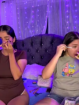 Ashley and Zoe online show from 16, 9, 2025