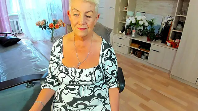 HotandMature online show from 9, 7, 2026