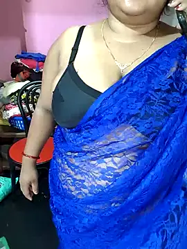 Snapshot of hotbhabhi011 chatting on 19, 5, 2026 hotbhabhi011 online show from 19, 5, 2026