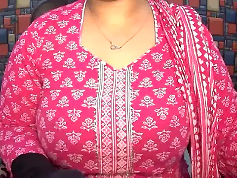 Snapshot of mrymlove chatting on 4, 4, 2026 mrymlove online show from 4, 4, 2026