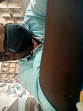 Snapshot of blackdick44 chatting on 22, 9, 2025 blackdick44 online show from 22, 9, 2025