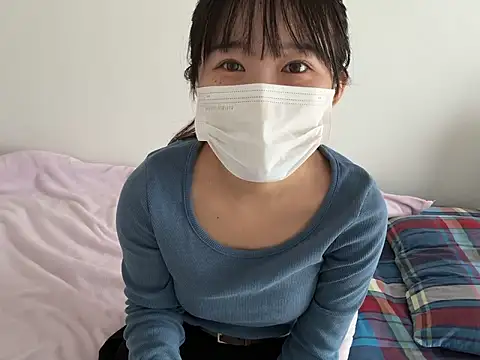 Snapshot of hikiwarinatto_xoxo chatting on 19, 10, 2025 hikiwarinatto xoxo online show from 19, 10, 2025