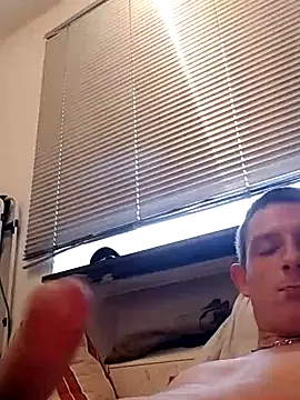 Snapshot of P44698 chatting on 4, 10, 2025 P44698 online show from 4, 10, 2025