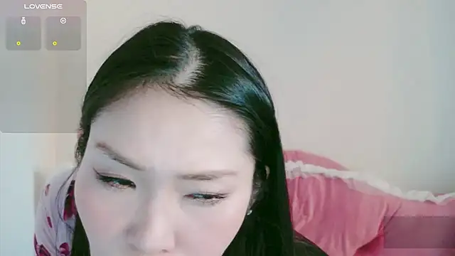 Snapshot of Sofia-sakura chatting on 8, 3, 2026 Sofia-sakura online show from 8, 3, 2026