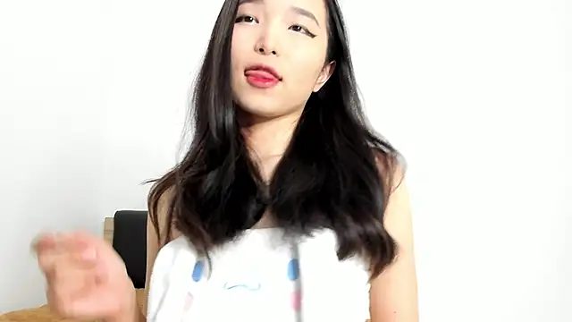 Soyun Mia online show from 11, 1, 2026