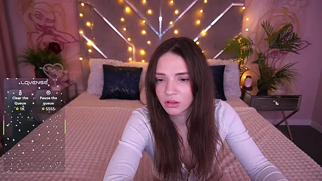 MirielleNymph online show from 6, 4, 2026