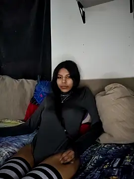 Sum1sDahtr online show from 4, 10, 2025