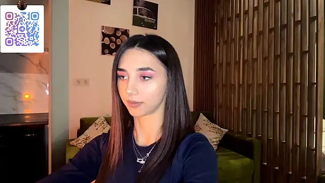 LinaMour online show from 12, 2, 2026