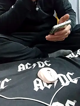 yazinyazin1 online show from 20, 12, 2025