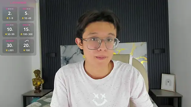 SantiagoRusso18 online show from 22, 11, 2025