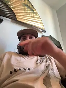 Snapshot of crashnasty chatting on 15, 9, 2025 crashnasty online show from 15, 9, 2025