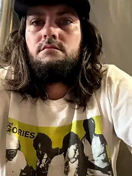 Snapshot of crashnasty chatting on 23, 9, 2025 crashnasty online show from 23, 9, 2025