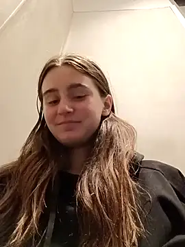 freakylittlebitch69 online show from 19, 9, 2025