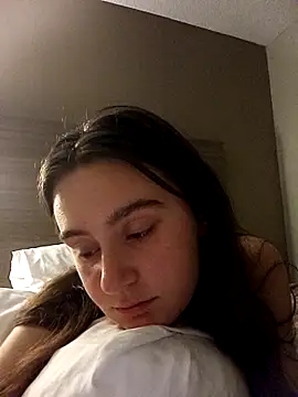 freakylittlebitch69 online show from 2, 10, 2025