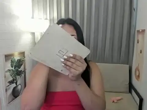 TsUncutKaren online show from 6, 2, 2026