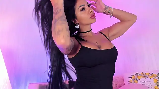 Snapshot of RileyNox chatting on 3, 2, 2026 RileyNox online show from 3, 2, 2026