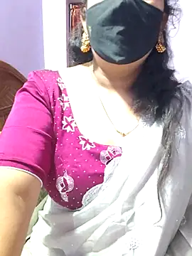 luci-queen online show from 26, 9, 2025