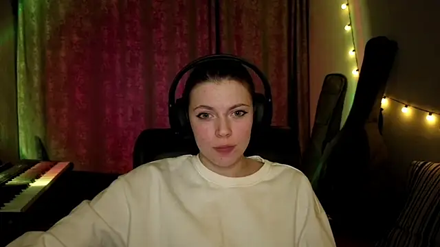 CutieAnny online show from 17, 3, 2026