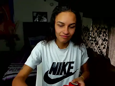 Skylovershot online show from 2, 12, 2025