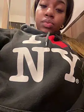 Snapshot of MiaPersie chatting on 13, 3, 2026 MiaPersie online show from 13, 3, 2026