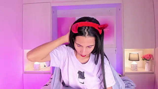 LexxaQueen online show from 9, 1, 2026