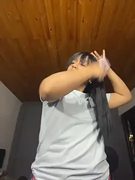 Snapshot of tony_and_katy chatting on 14, 4, 2026 tony and katy online show from 14, 4, 2026