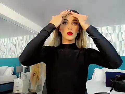 Snapshot of samantha_bliss chatting on 30, 9, 2025 samantha bliss online show from 30, 9, 2025