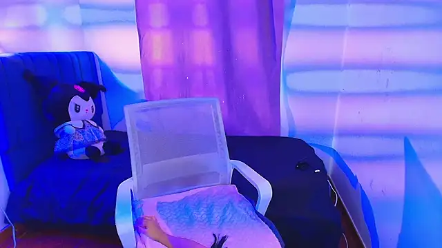 luna-cute online show from 24, 9, 2025