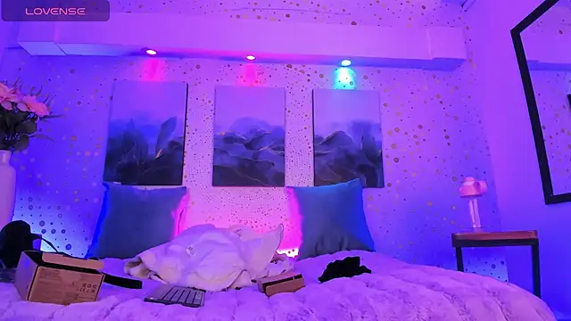 ArianaSantana online show from 17, 9, 2025