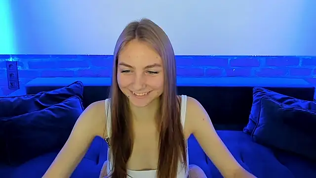 Snapshot of MilaAddams chatting on 3, 10, 2025 MilaAddams online show from 3, 10, 2025