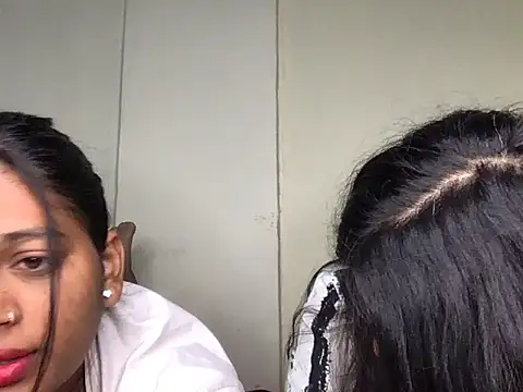 Snapshot of HoleyCoupon chatting on 10, 1, 2026 HoleyCoupon online show from 10, 1, 2026