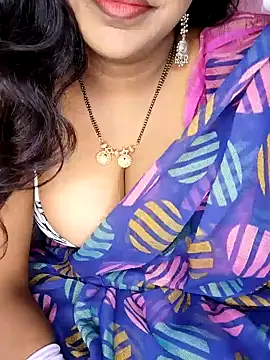 Snapshot of Bhoomi_kannada2 chatting on 19, 10, 2025 Bhoomi kannada2 online show from 19, 10, 2025