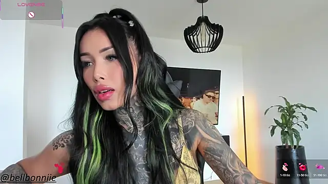 belllbonniie online show from 15, 11, 2025