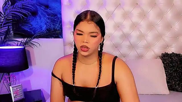 Snapshot of Valeria_Swett_ chatting on 18, 5, 2026 Valeria Swett online show from 18, 5, 2026