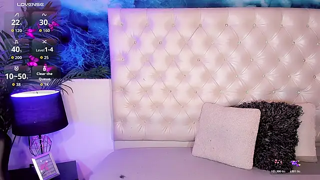 Snapshot of Valeria_Swett_ chatting on 22, 5, 2026 Valeria Swett online show from 22, 5, 2026