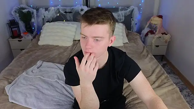 Snapshot of happy_de1mos chatting on 1, 11, 2025 happy de1mos online show from 1, 11, 2025