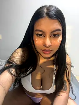 Snapshot of _Chloe_Smith chatting on 12, 9, 2025 Chloe Smith online show from 12, 9, 2025