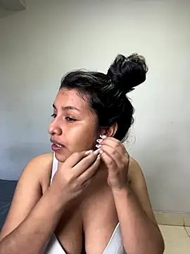  Chloe Smith online show from 15, 12, 2025