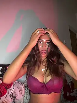 STRIP GLOW online show from 10, 5, 2026